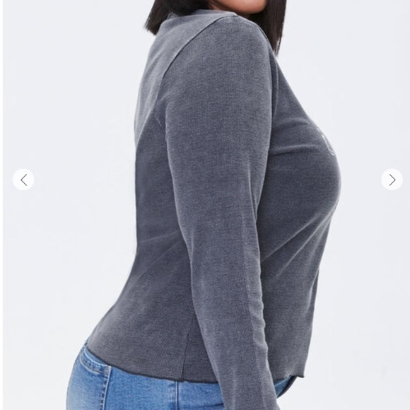 hp! NWT tiger top - Picture 4 of 8